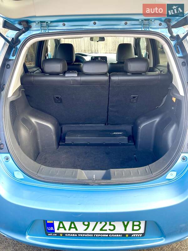 Хетчбек Nissan Leaf 2014 в Києві фото 12 Хетчбек Nissan Leaf 2014 в Києві