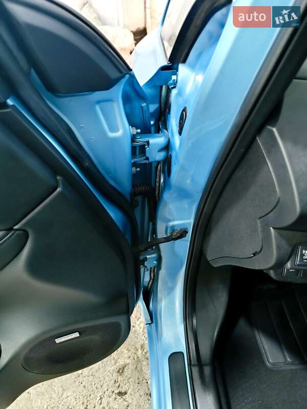 Хетчбек Nissan Leaf 2014 в Києві фото 29 Хетчбек Nissan Leaf 2014 в Києві