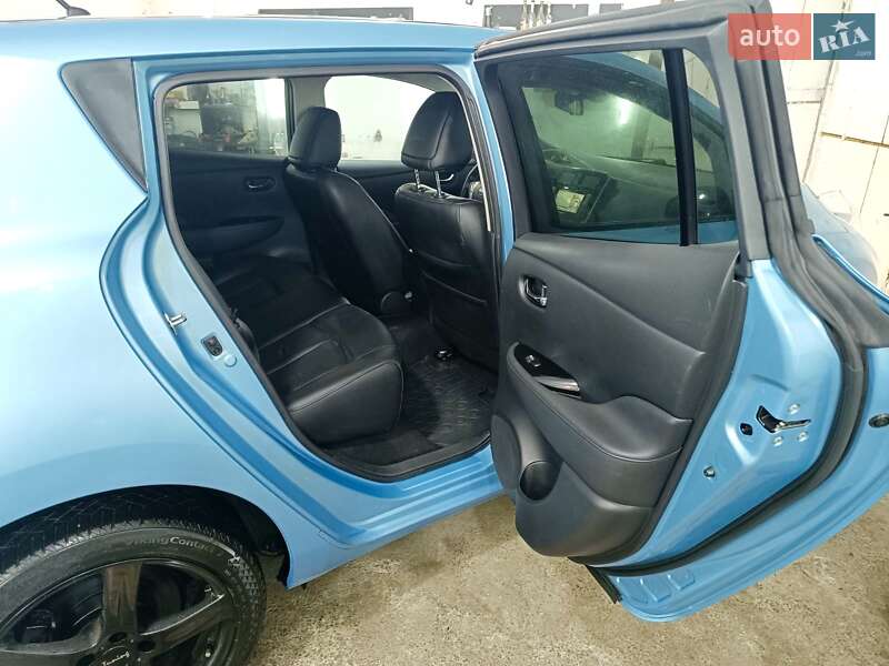Хетчбек Nissan Leaf 2014 в Києві фото 32 Хетчбек Nissan Leaf 2014 в Києві