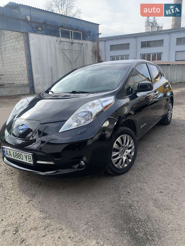 Хетчбек Nissan Leaf 2014 в Києві