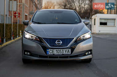 Хэтчбек Nissan Leaf 2019 в 