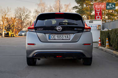 Хэтчбек Nissan Leaf 2019 в 