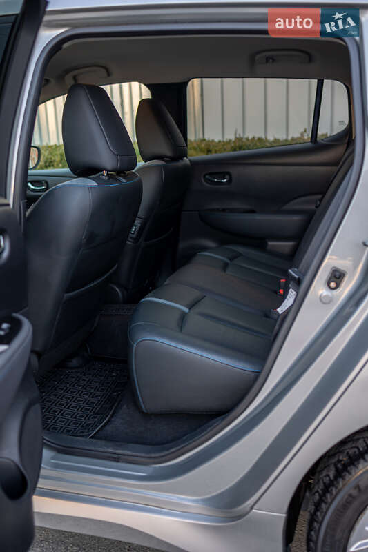 Хетчбек Nissan Leaf 2019 в Чернівцях