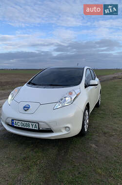 Хэтчбек Nissan Leaf 2013 в Луцке