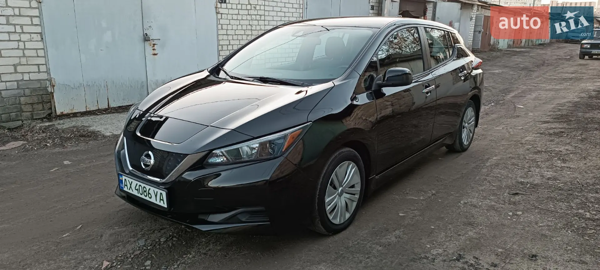 2023 Nissan Leaf - фото 1