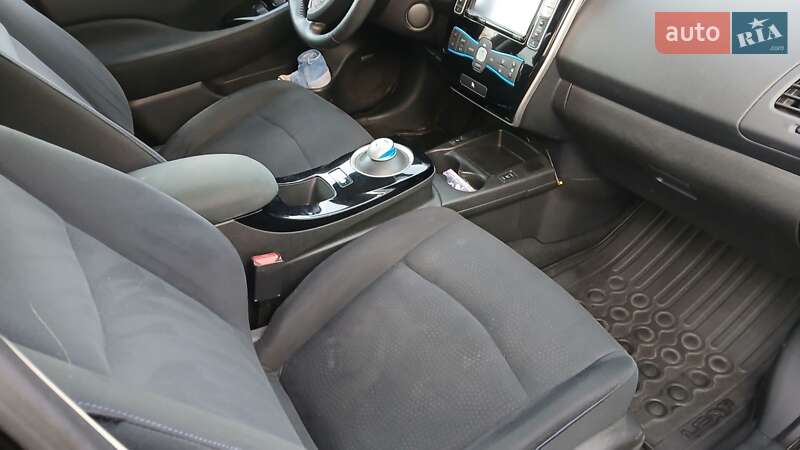 Хэтчбек Nissan Leaf 2014 в Кременчуге фото 15 Хэтчбек Nissan Leaf 2014 в Кременчуге