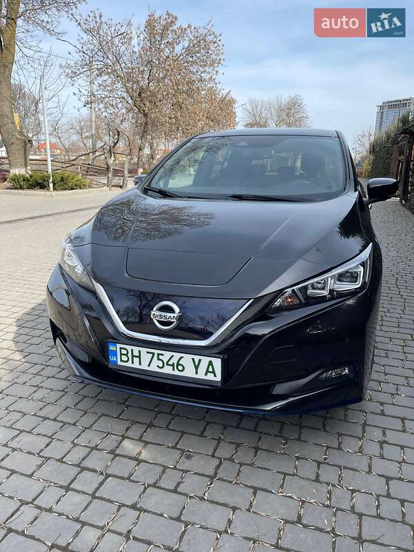 Хэтчбек Nissan Leaf 2019 в Одессе