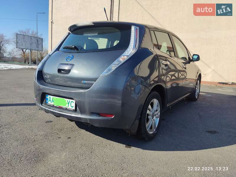 Хэтчбек Nissan Leaf 2013 в Киеве фото 17 Хэтчбек Nissan Leaf 2013 в Киеве