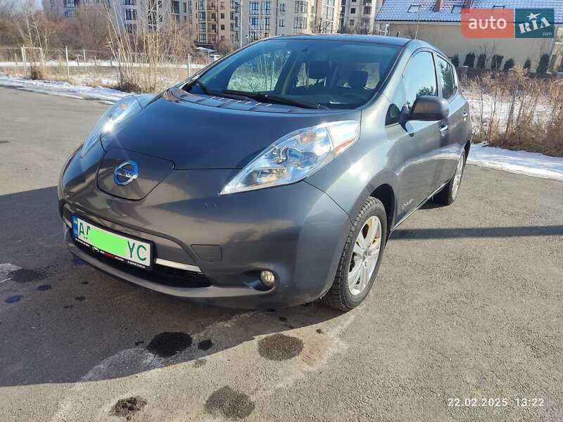 Хэтчбек Nissan Leaf 2013 в Киеве фото 11 Хэтчбек Nissan Leaf 2013 в Киеве
