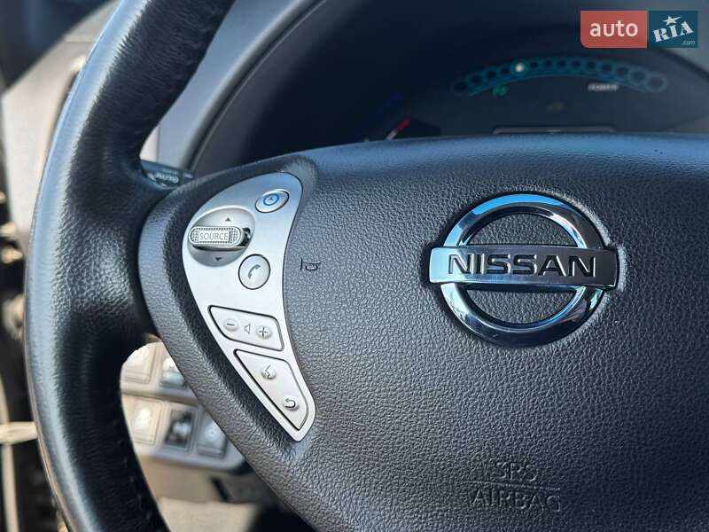 Хэтчбек Nissan Leaf 2014 в Харькове