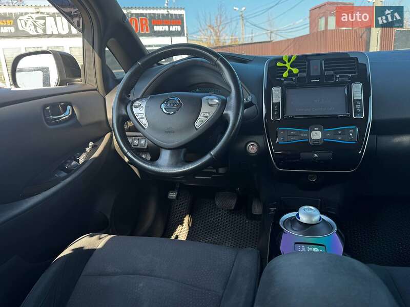 Хэтчбек Nissan Leaf 2014 в Харькове
