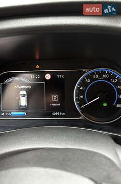 Хэтчбек Nissan Leaf 2020 в 