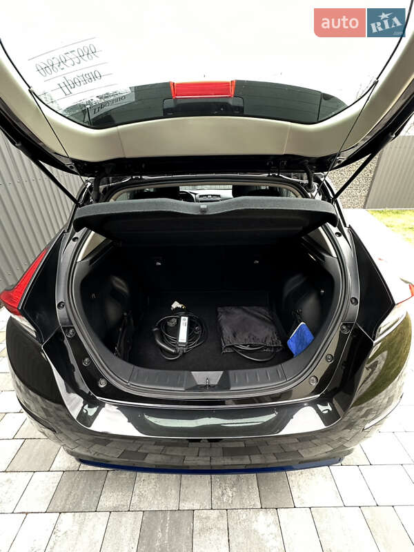 Хэтчбек Nissan Leaf 2020 в Хусте