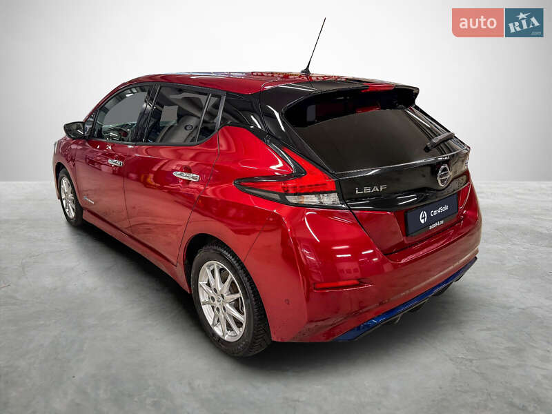 Хетчбек Nissan Leaf 2018 в Києві