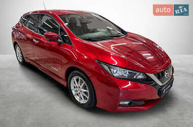 Хэтчбек Nissan Leaf 2018 в Киеве