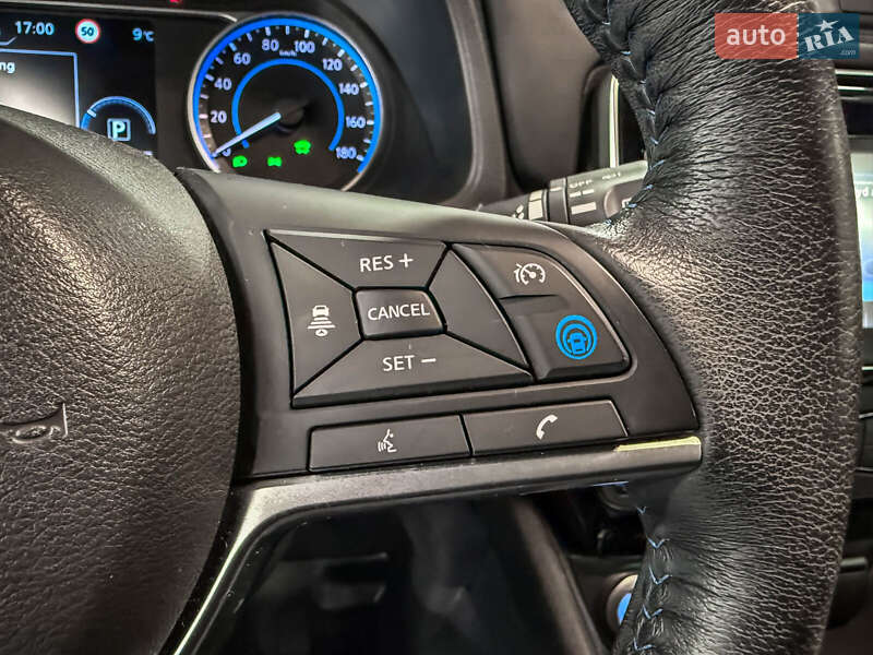 Хетчбек Nissan Leaf 2018 в Києві