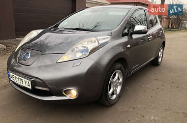 Хэтчбек Nissan Leaf 2013 в Днепре