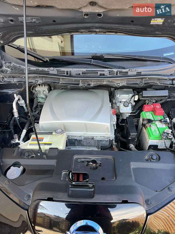 Хэтчбек Nissan Leaf 2017 в Львове фото 25 Хэтчбек Nissan Leaf 2017 в Львове