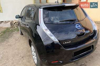 Хетчбек Nissan Leaf 2013 в Сторожинці