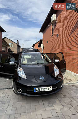 Хэтчбек Nissan Leaf 2012 в Виннице