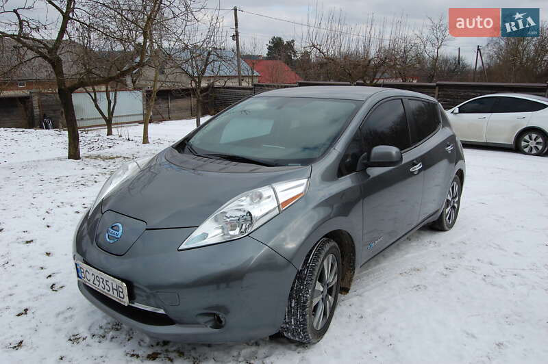 Хэтчбек Nissan Leaf 2017 в Львове фото 2 Хэтчбек Nissan Leaf 2017 в Львове