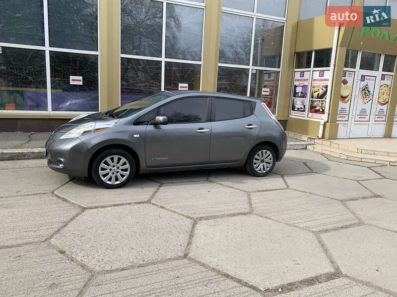 Nissan Leaf 2014