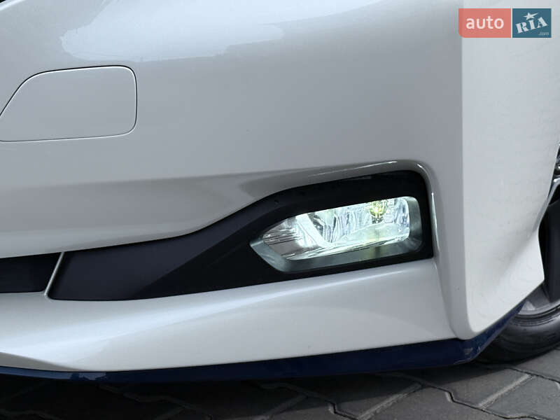 Хетчбек Nissan Leaf 2019 в Одесі