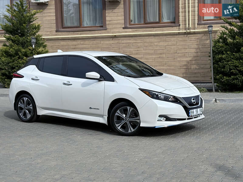 Хетчбек Nissan Leaf 2019 в Одесі