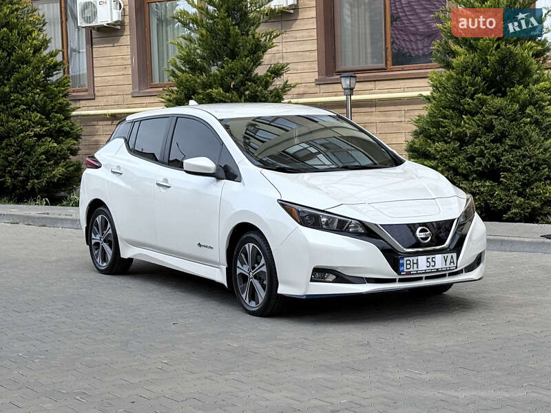 Хетчбек Nissan Leaf 2019 в Одесі