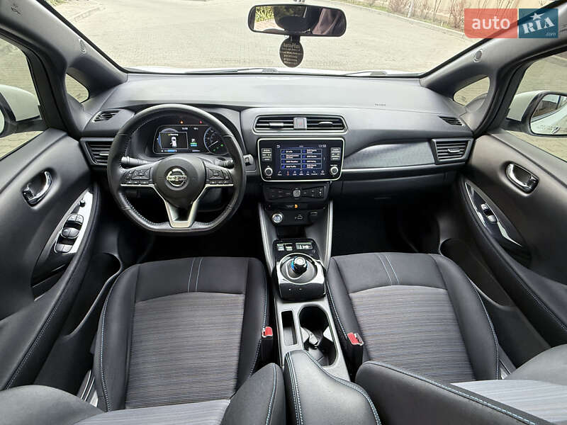 Хетчбек Nissan Leaf 2019 в Одесі