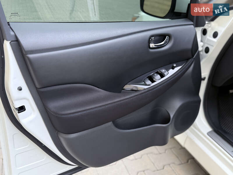Хетчбек Nissan Leaf 2019 в Одесі