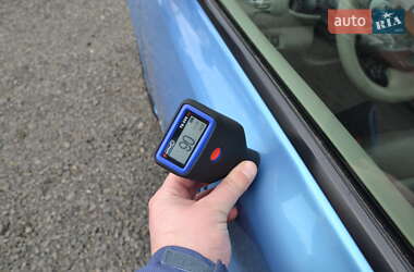 Хэтчбек Nissan Leaf 2013 в 