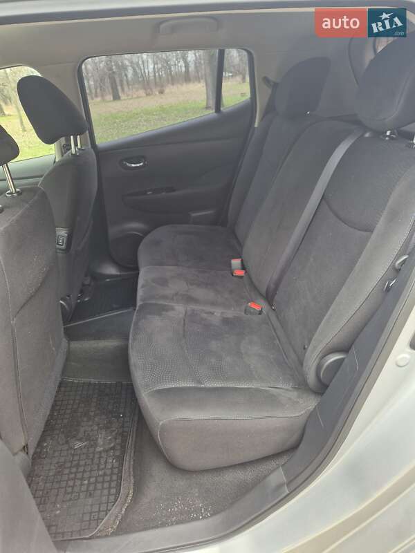 Хетчбек Nissan Leaf 2015 в Кропивницькому фото 14 Хетчбек Nissan Leaf 2015 в Кропивницькому