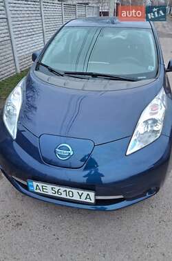 Хэтчбек Nissan Leaf 2016 в Днепре