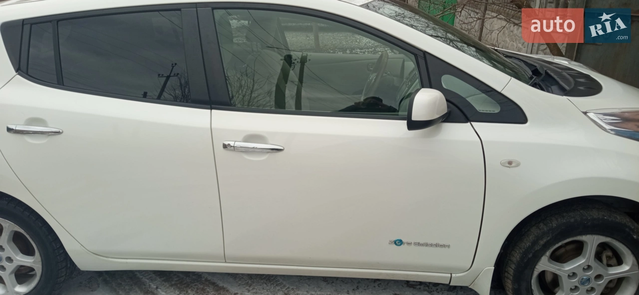 2012 Nissan Leaf - мініатюра 26