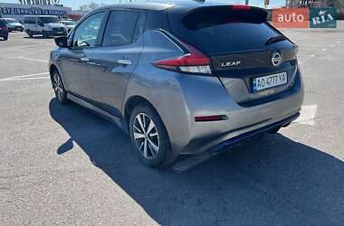 Хэтчбек Nissan Leaf 2019 в 