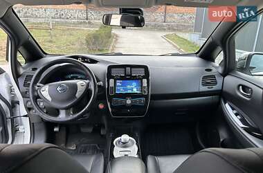 Хэтчбек Nissan Leaf 2014 в 