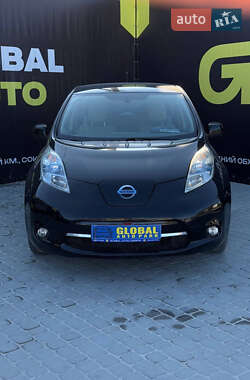 Хэтчбек Nissan Leaf 2011 в Львове