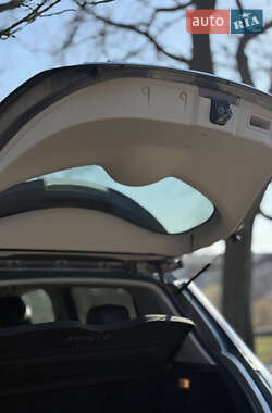 Хэтчбек Nissan Leaf 2013 в 