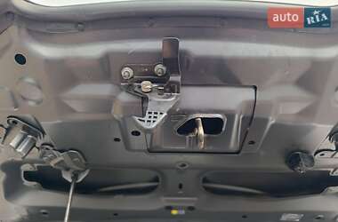 Хэтчбек Nissan Leaf 2015 в 
