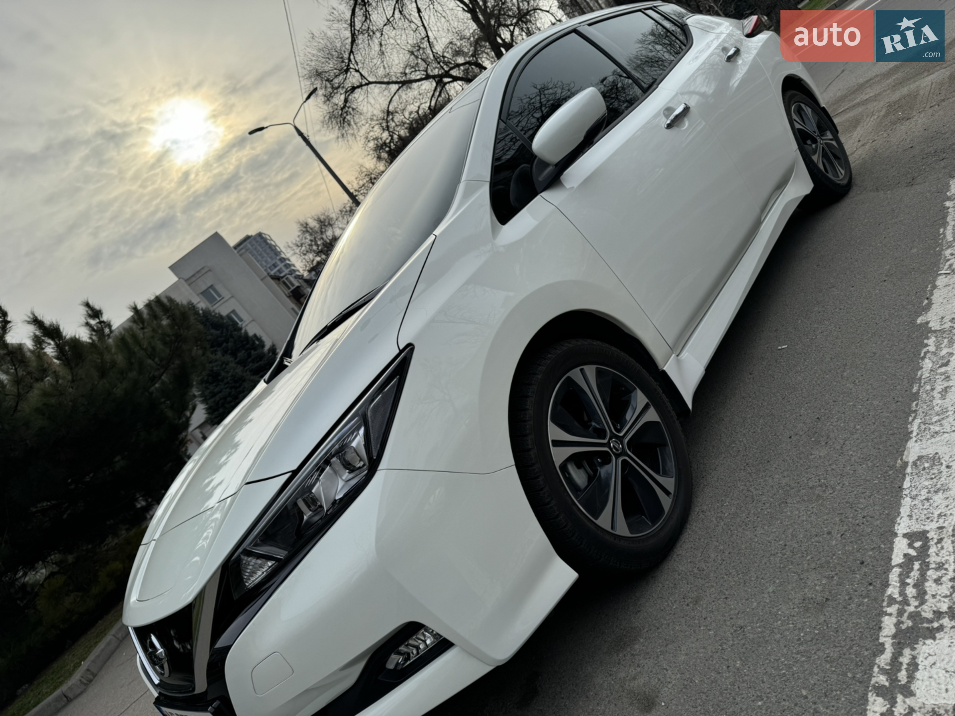 2022 Nissan Leaf - мініатюра 3