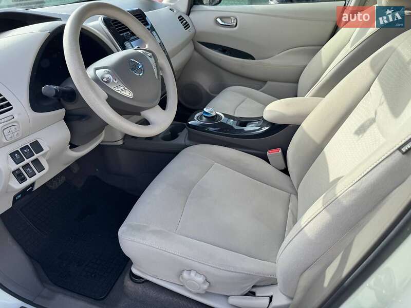 Хетчбек Nissan Leaf 2011 в Одесі
