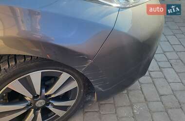 Хэтчбек Nissan Leaf 2014 в 