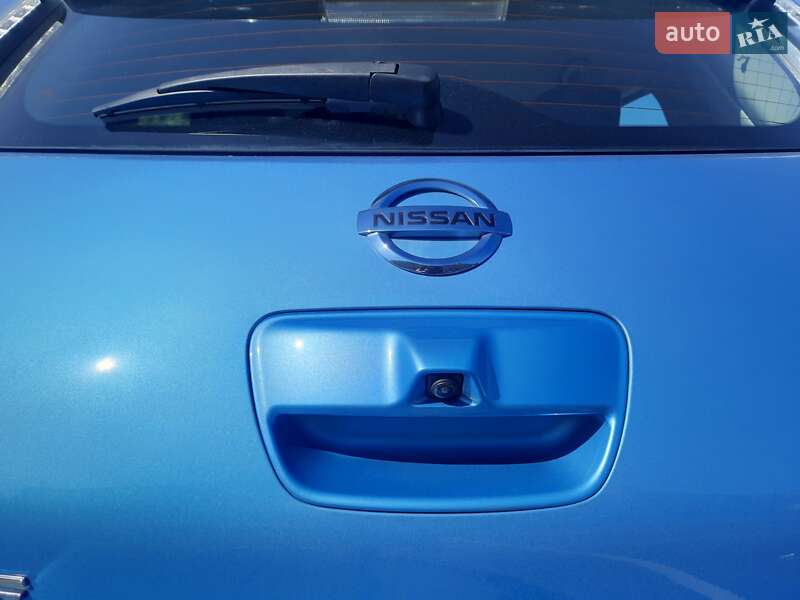 Хетчбек Nissan Leaf 2013 в Луцьку