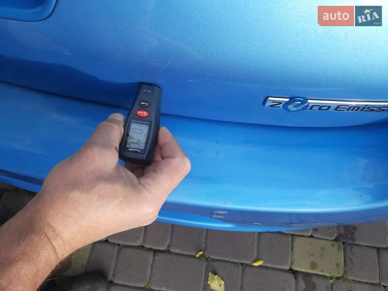 Хетчбек Nissan Leaf 2013 в Луцьку