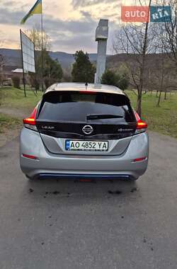 Хетчбек Nissan Leaf 2019 в 