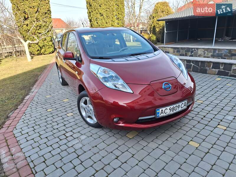 Хетчбек Nissan Leaf 2012 в Луцьку