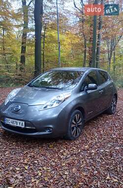 Хэтчбек Nissan Leaf 2014 в Львове
