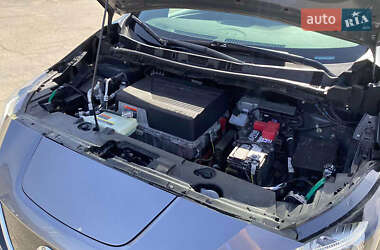 Хэтчбек Nissan Leaf 2021 в 