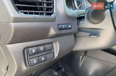 Хэтчбек Nissan Leaf 2021 в 